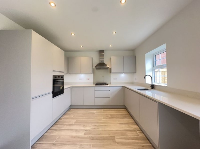 Images for Pontefract Road, Featherstone