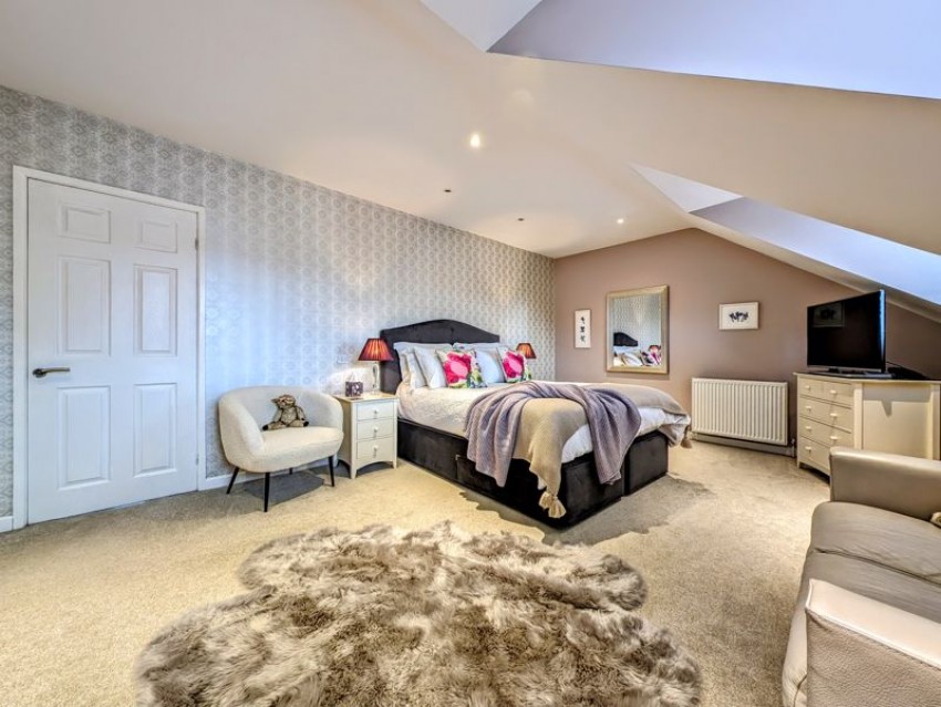 Images for Halstead Drive, Menston