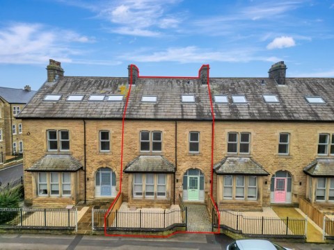 View Full Details for Richmond Terrace, Guiseley